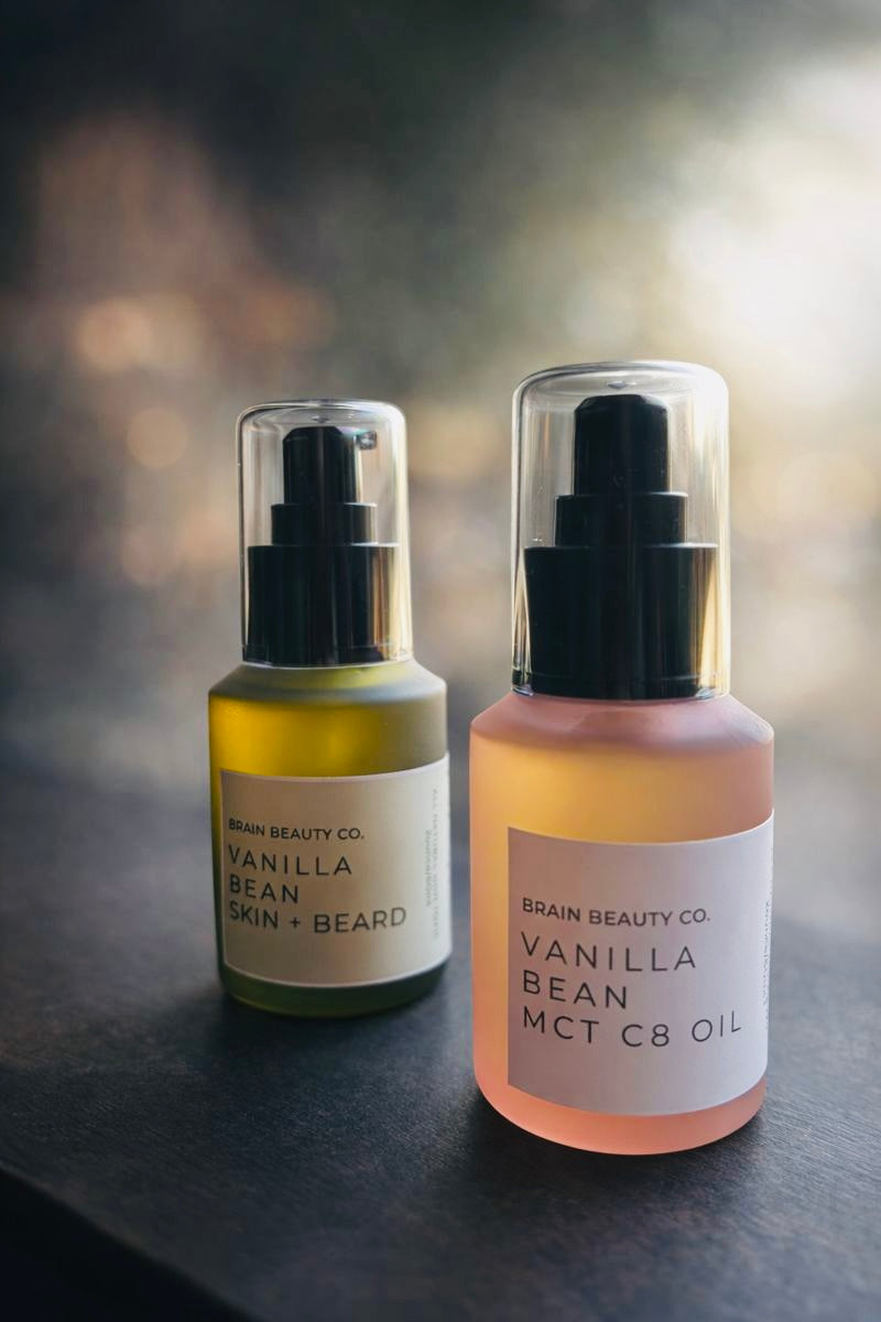 Organic Vanilla Bean infused MCT C8 Oil • The Everywhere Oil